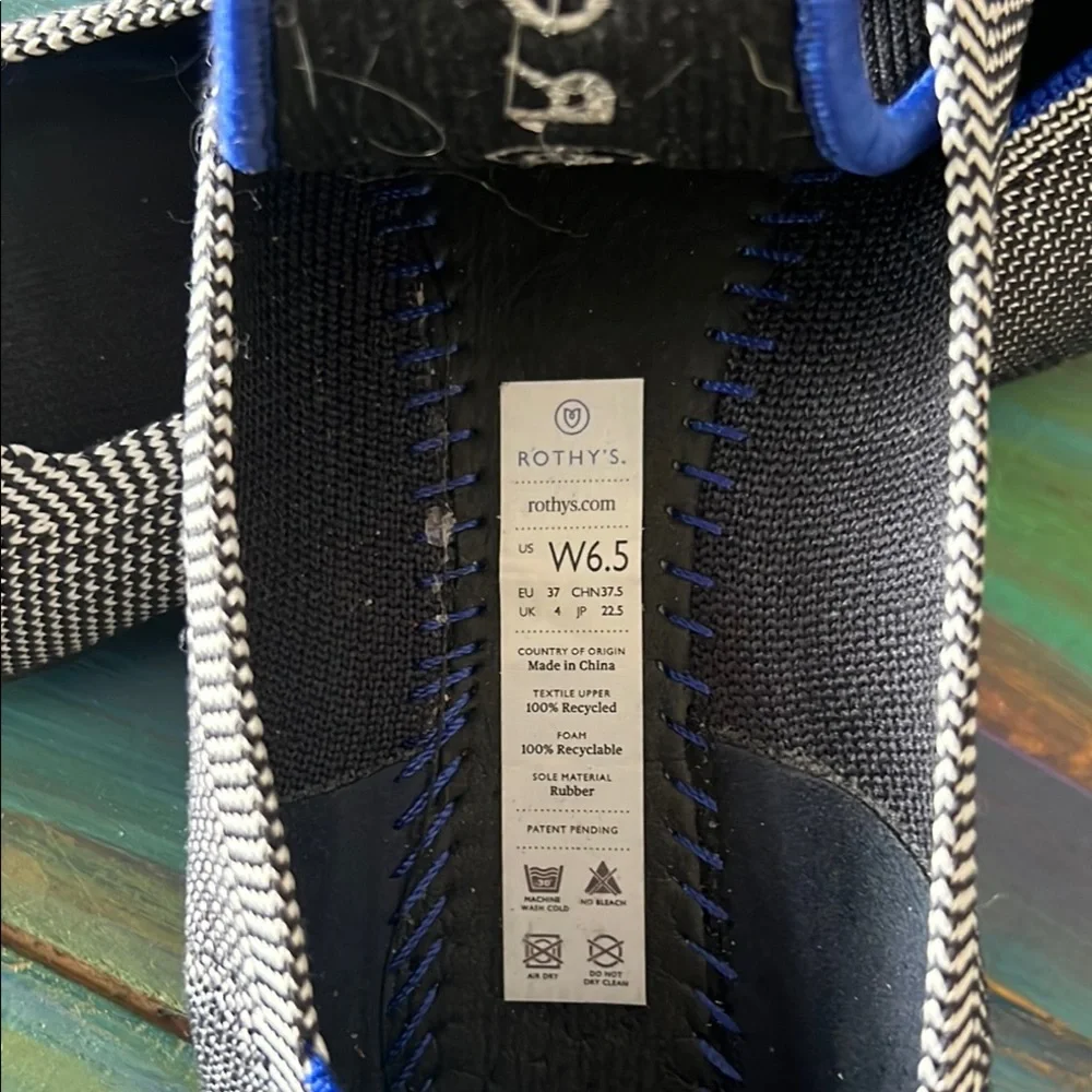 Rothy's Women's Black and Blue Flats